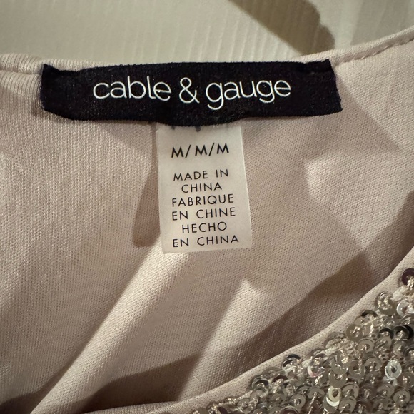 Cable & Gauge Silver Sequin Short Sleeve Top Size Medium - NWOT Never Worn! - Picture 3 of 7